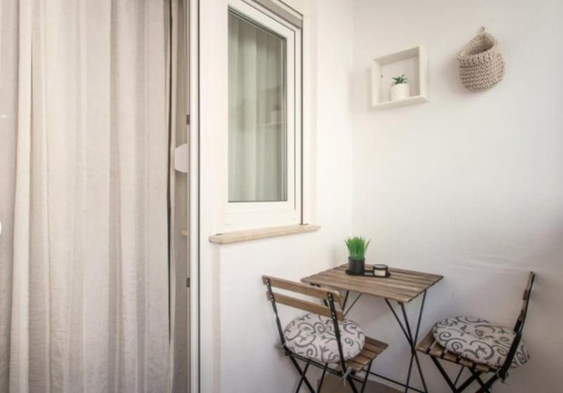 Appartement Michael à Omiš Extérieur photo